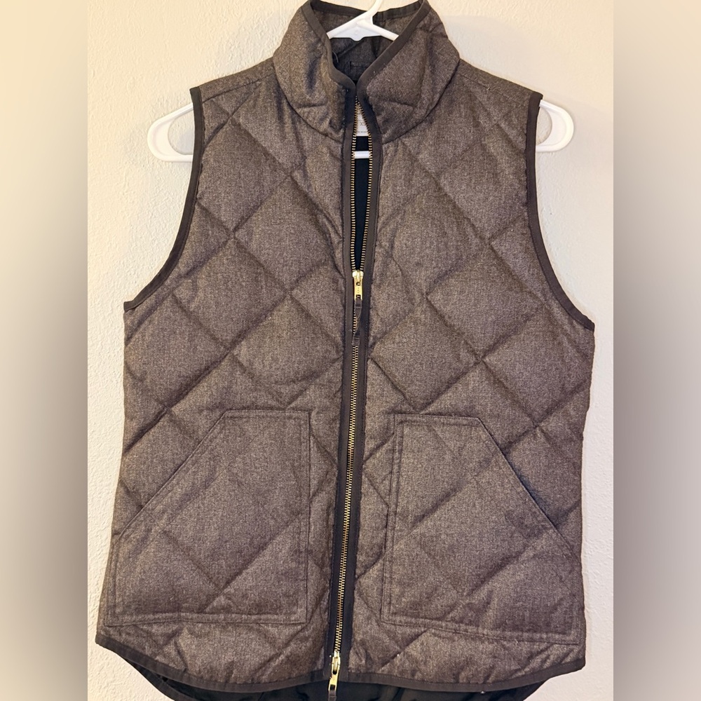 Quilted Brown/Greyish Vest with Gold Zipper